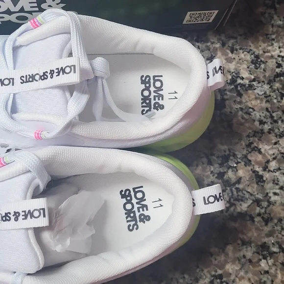 Love & Sports Women's Lace-Up Tech Running Sneakers size 11 new with box & tags - Picture 5 of 12